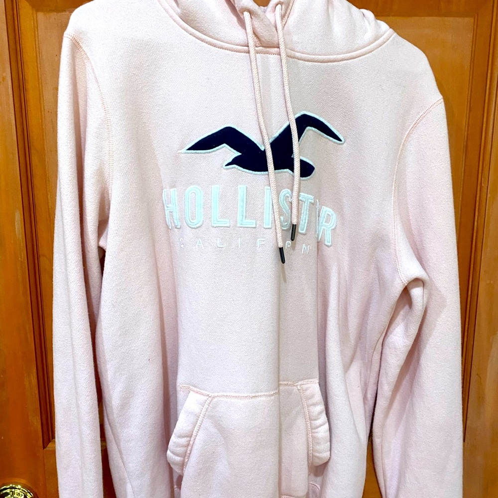 Light pink Hollister sweatshirt excellent condition